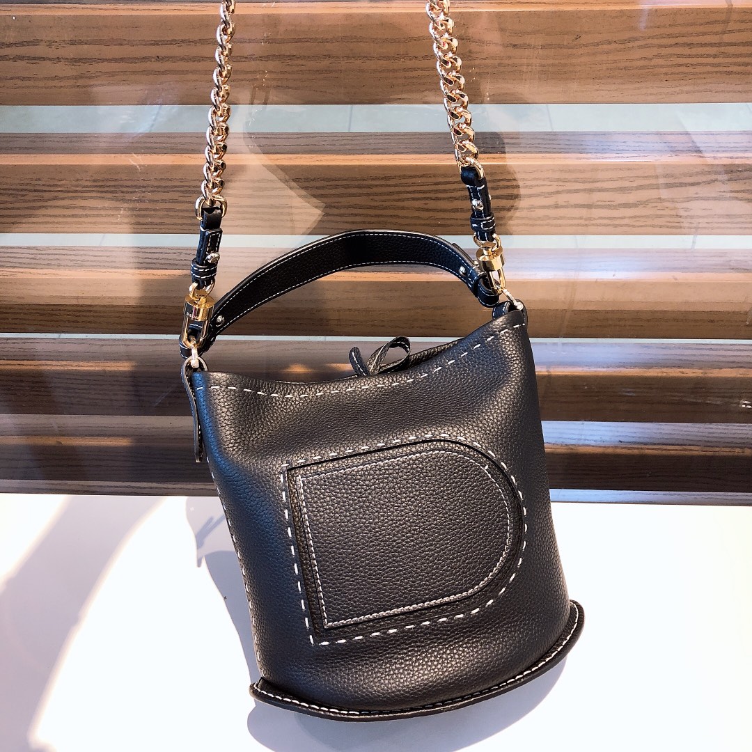 델보 팽 미니 버킷 크로스백